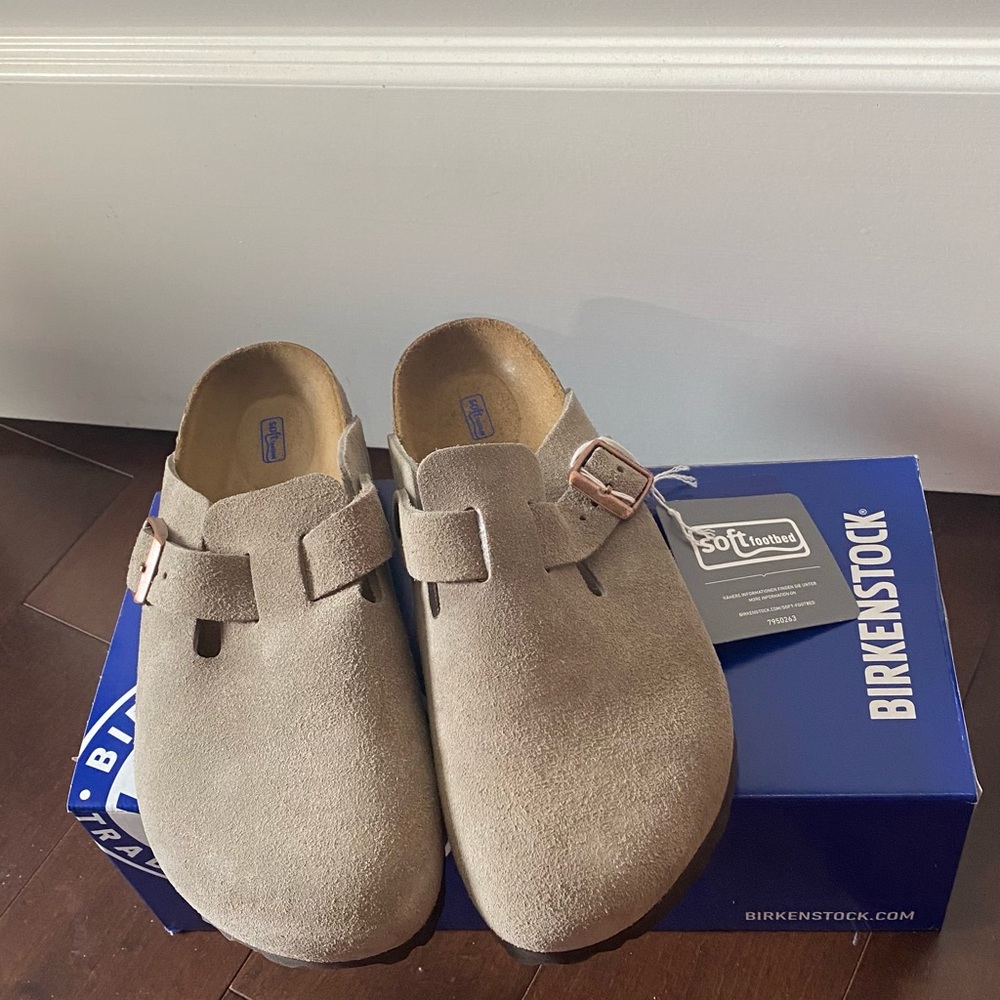 NWT Birkenstock Boston Clog- Taupe 38 (7-7.5)